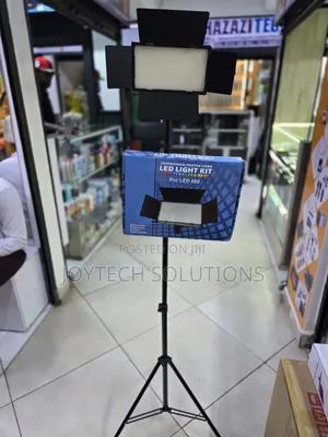 Vedio Light Portable Pro 600+ Stand Led Light for Content Creators