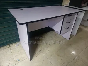 Office Desk 0.9 M Available in Different Colors