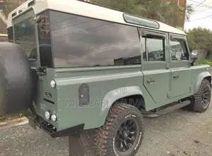 Land Rover Defender 2006 Green