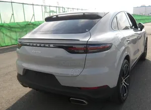 Porsche Cayenne 2021 White