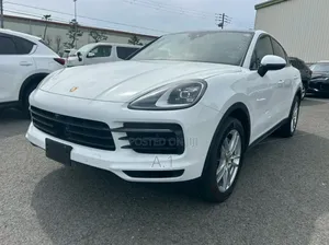 Porsche Cayenne S 2021 Pearl