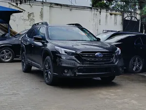 Subaru Outback Premium 2021 Black