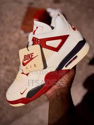 Air Jordan 4