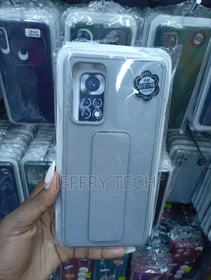 Xiaomi Redmi Note 11 Pro Built-in Folding Stand Cover