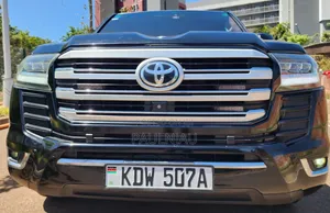Toyota Land Cruiser Prado 2014 Black