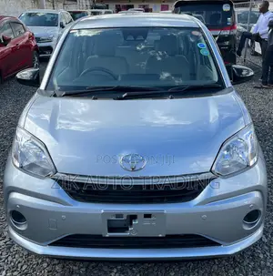 Toyota Passo 2019 Silver