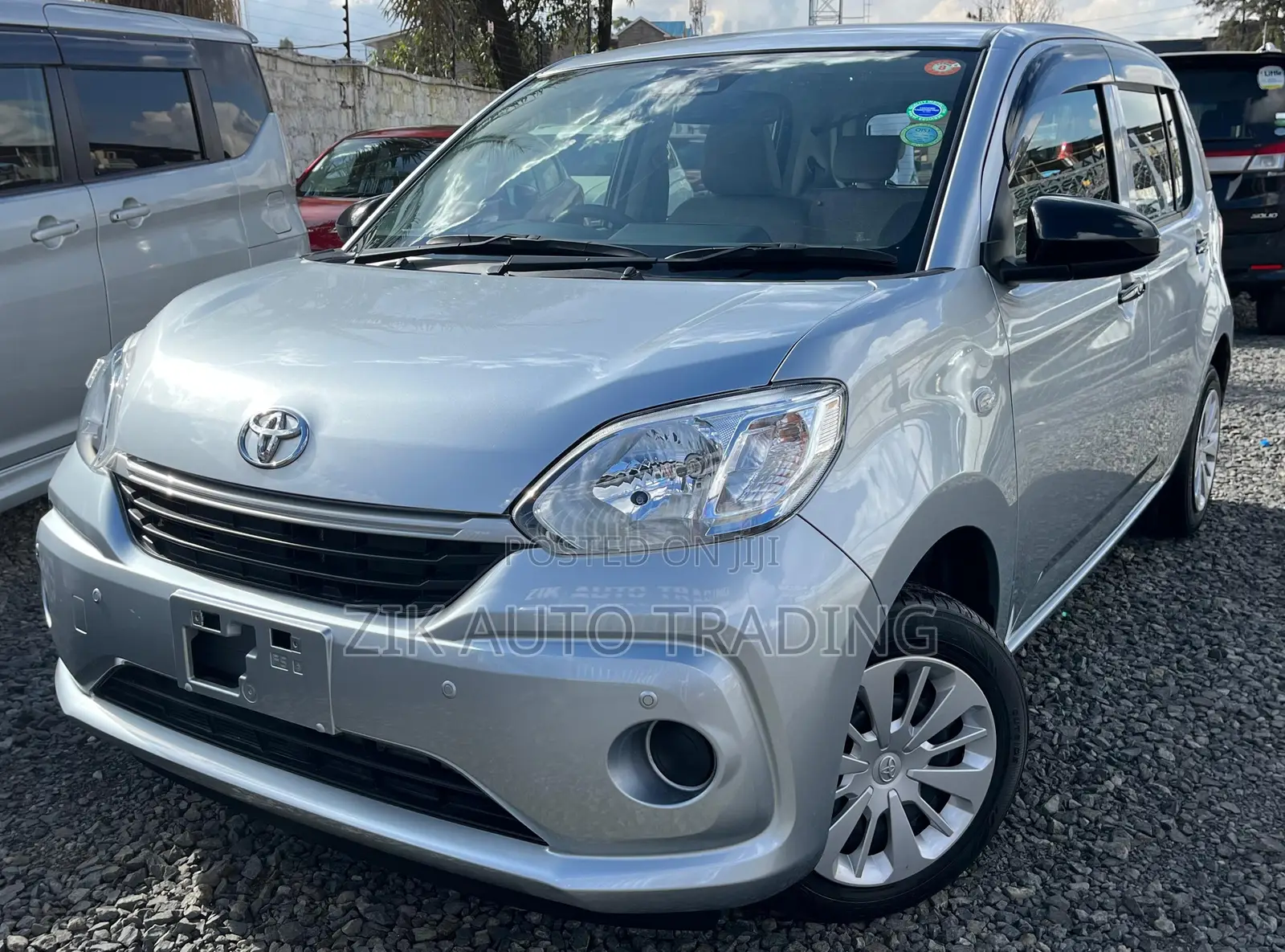 Toyota Passo 2019 Silver