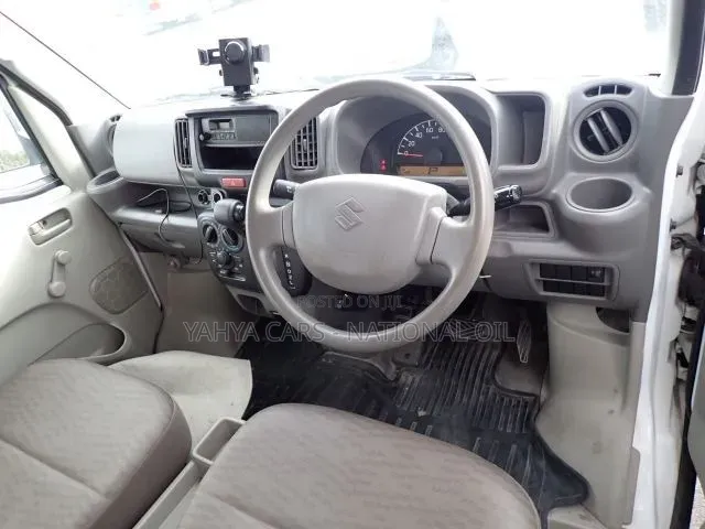 Suzuki Every Wagon 2019 White