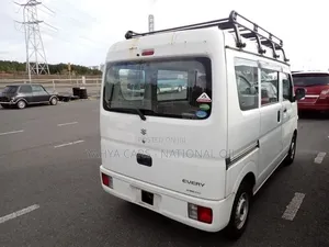 Suzuki Every Wagon 2019 White