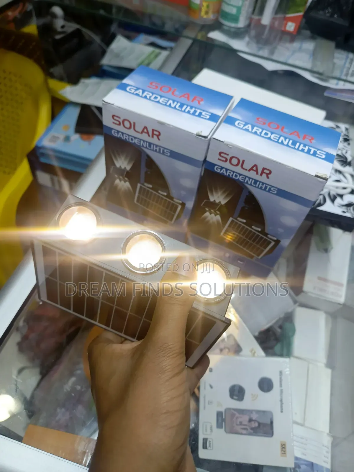 Solar Wall Garden Light 