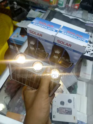Solar Wall Garden Light 