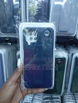 Samsung Galaxy A22 Hands-Free Kickstand Cover