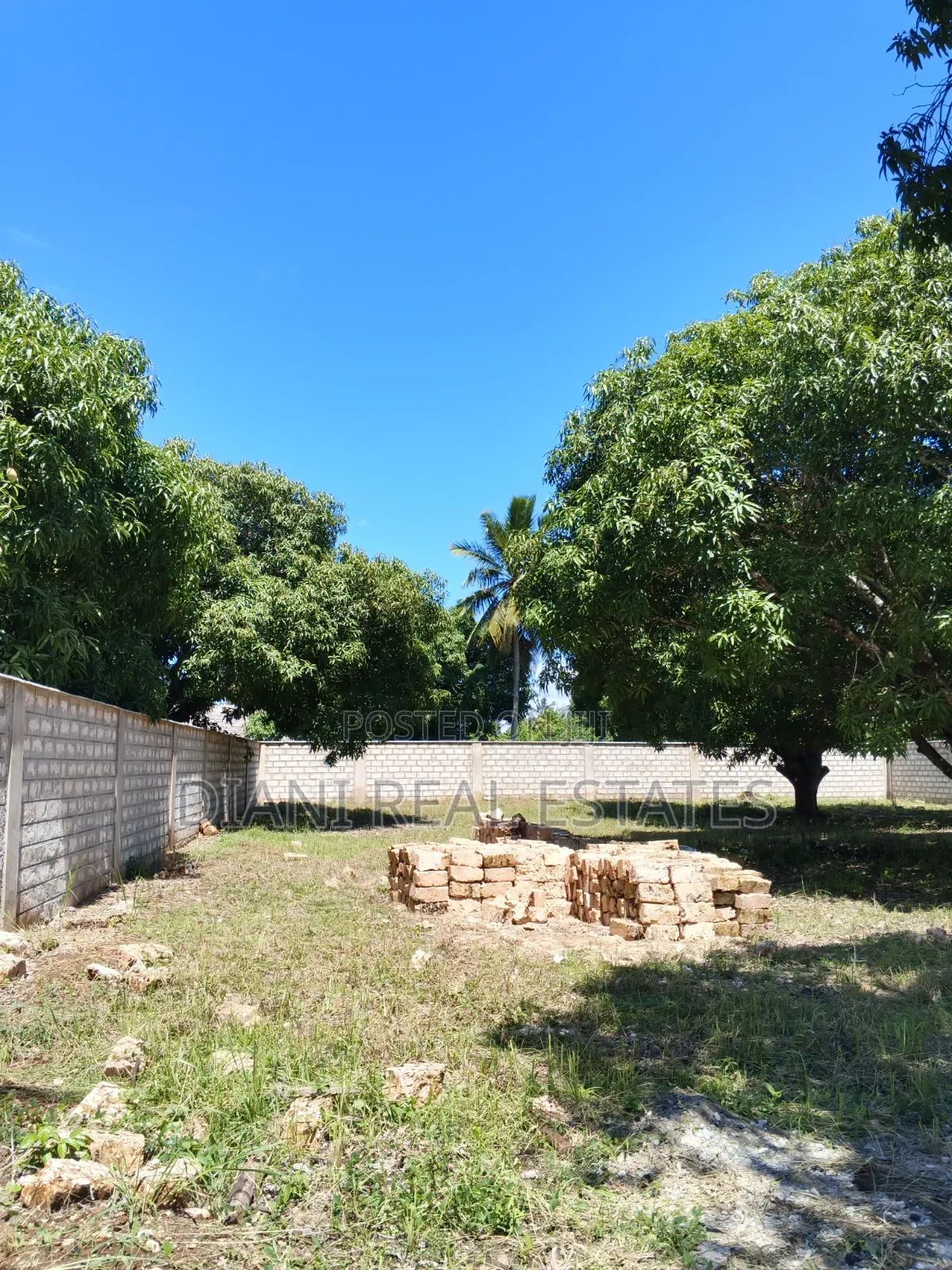 Quarter Acre Plot With Perimeter Wall