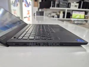 Laptop Lenovo ThinkPad T14 G2 16GB Intel Core i5 SSD 256GB