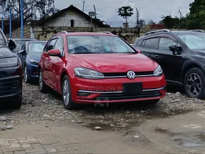 Volkswagen Golf 1.4T S FWD 2019 Maroon