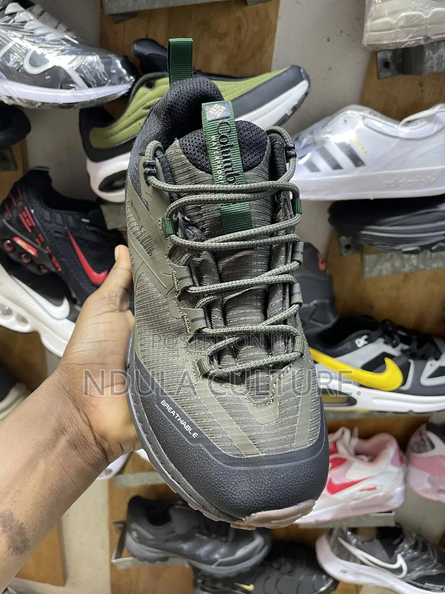 Columbia Konos Sneakers
