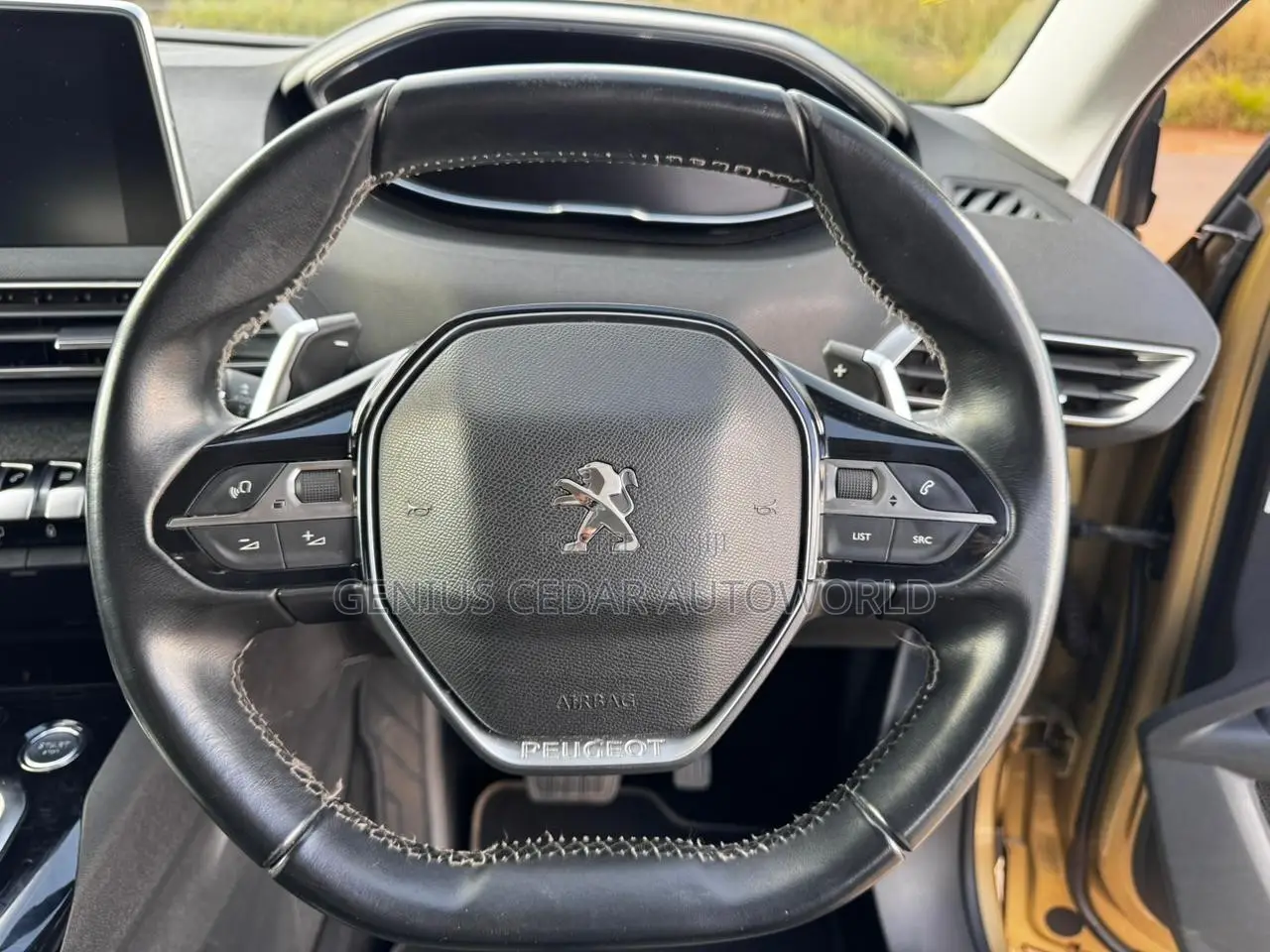 Peugeot 3008 2018 Gold