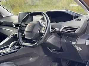 Peugeot 3008 2018 Gold