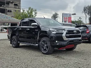 Toyota Hilux 2021 Black