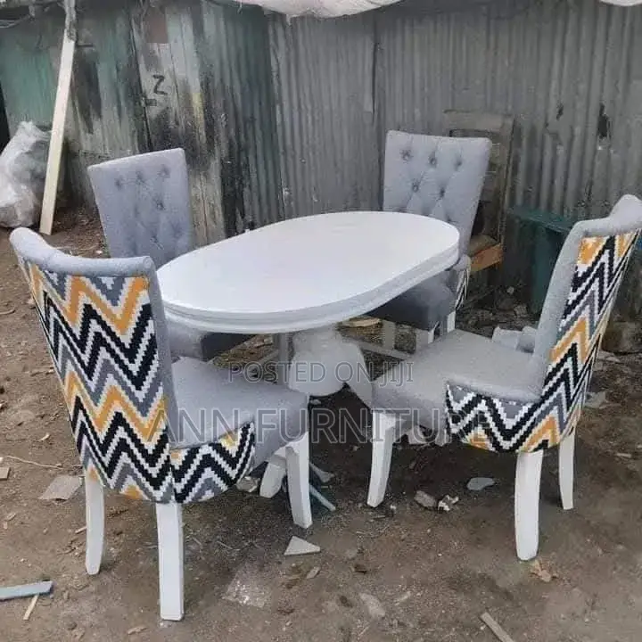 4seater Dinning Table