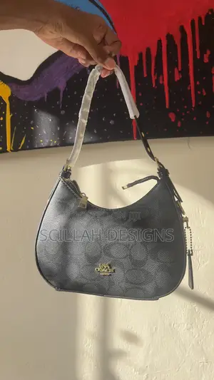 Coach Shoulder Handbags