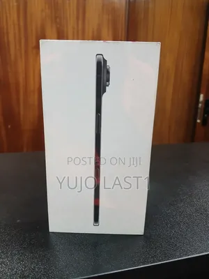 New Apple iPhone 17 256 GB Black