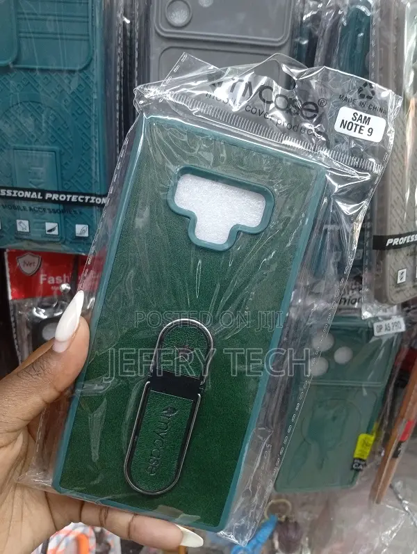 Phone Case With a Ring Stand for the Samsung Galaxy Note 9.