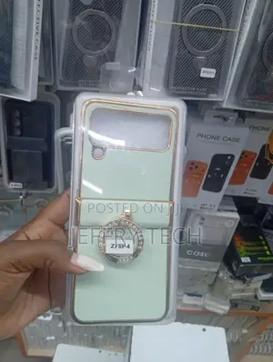 Samsung Galaxy Z Flip 4 Phone Case Featuring a Light Green Color, a Me