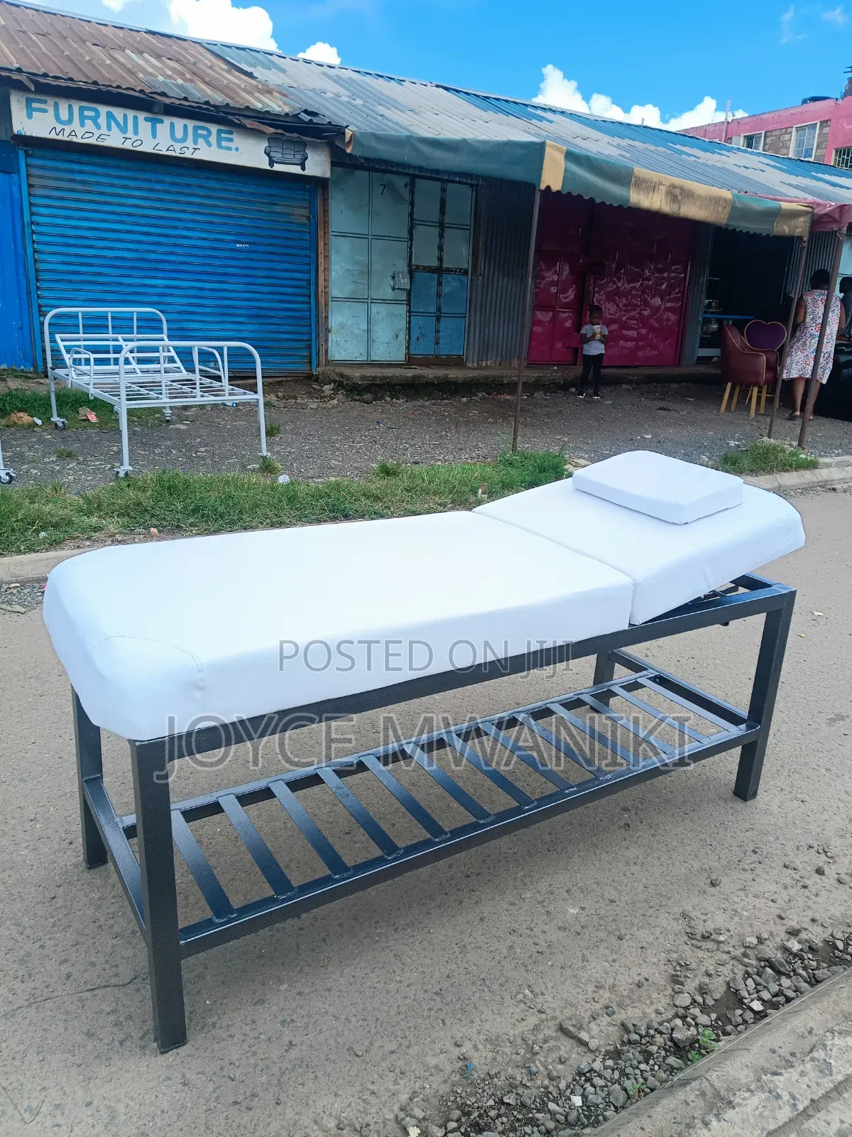 High Standard Massage Bed