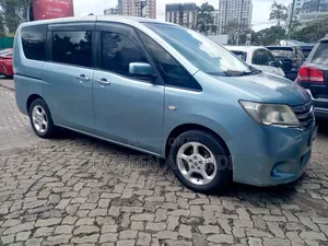Nissan Serena 2013 Blue