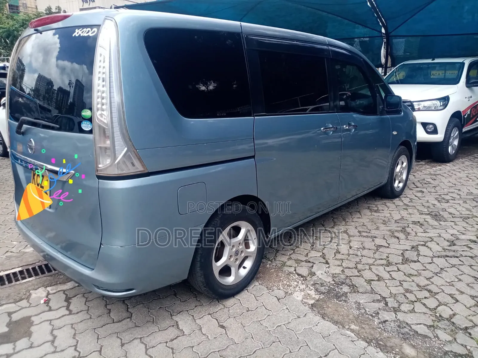 Nissan Serena 2013 Blue