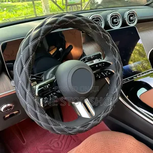 Diamond Quilted Design With White Stitches Steering Wheel Cover
