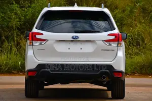 Subaru Forester 2019 Off white