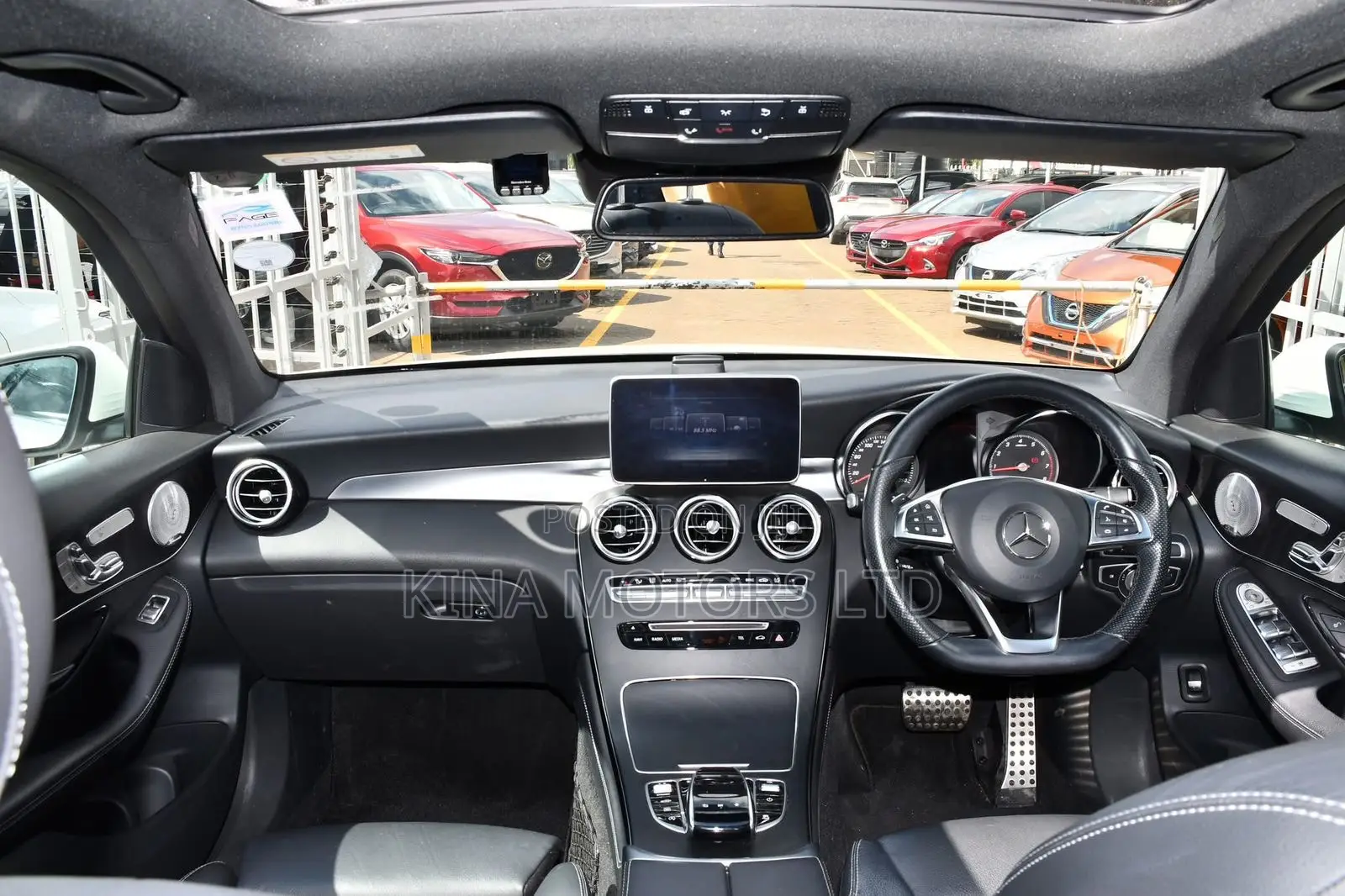 Mercedes-Benz GLC-Class 2019 White