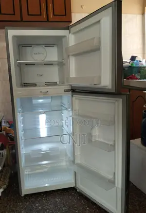 Ramtons Fridge 210ltrs