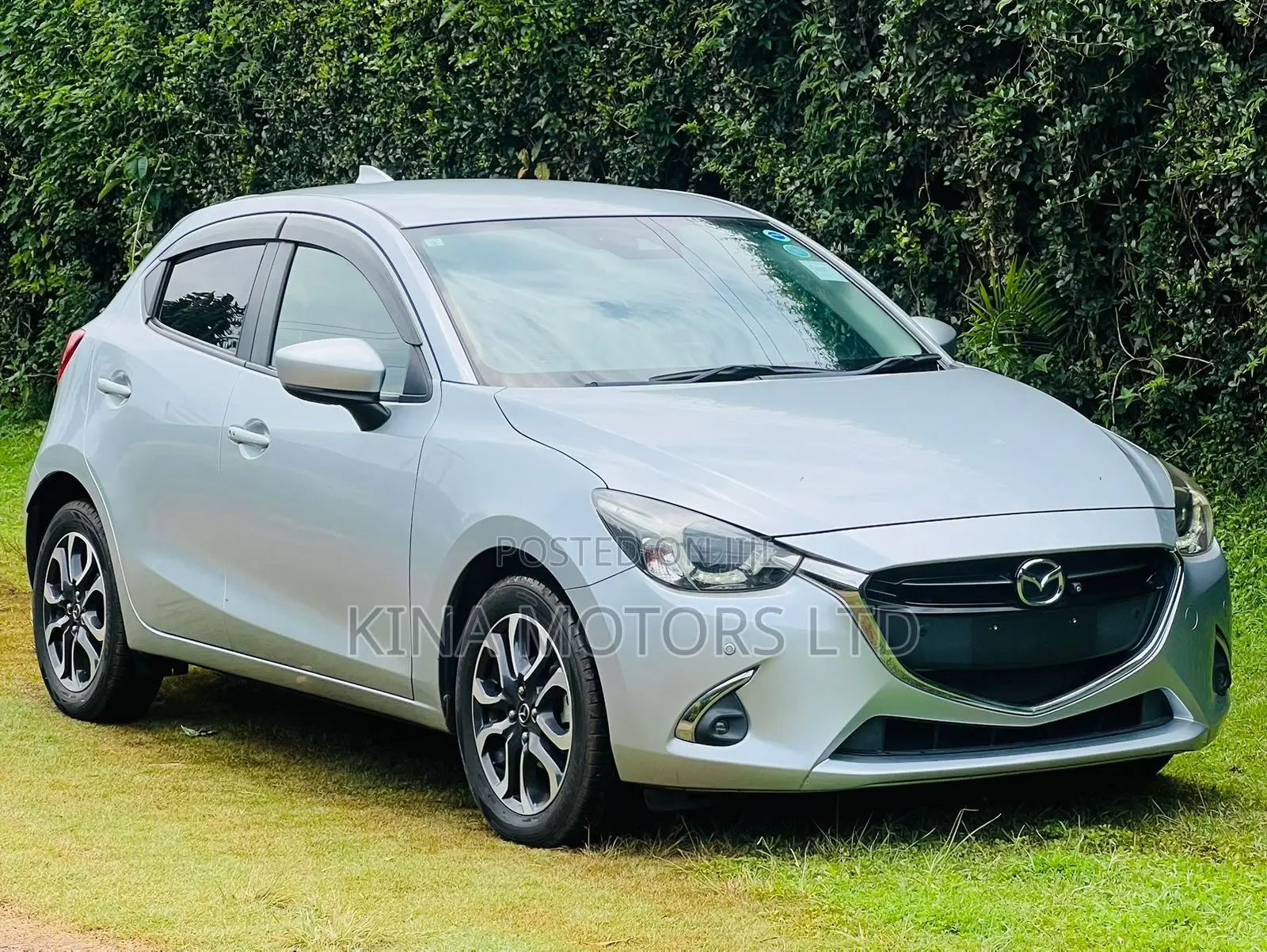 Mazda Demio 2019 Silver