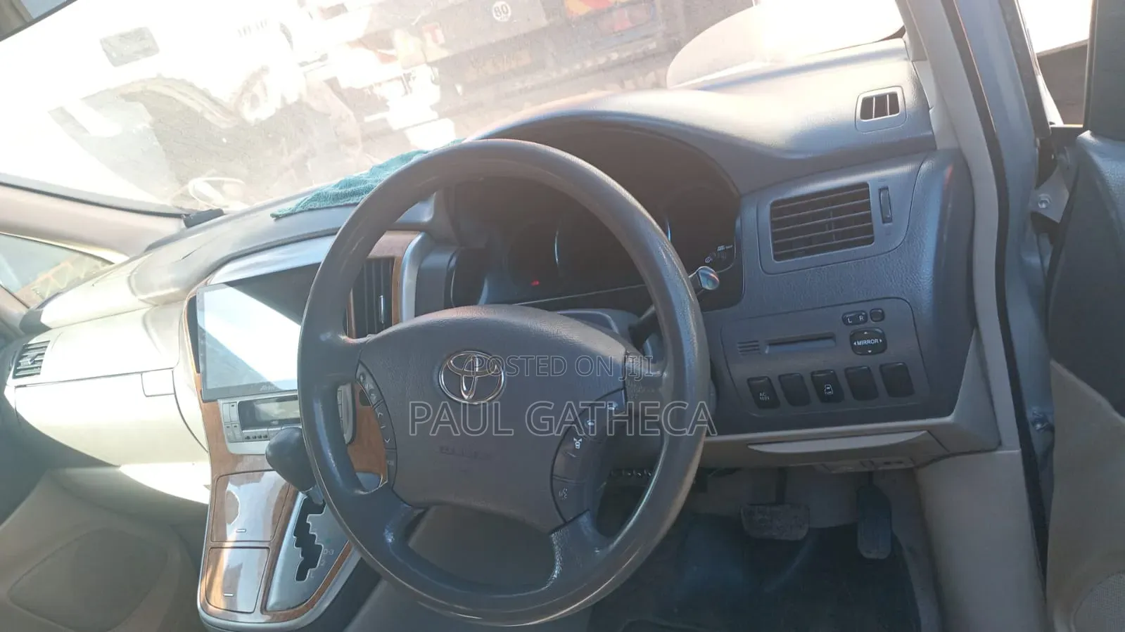 Toyota Alphard 2006 Silver