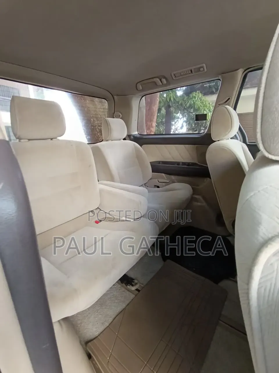 Toyota Alphard 2006 Silver