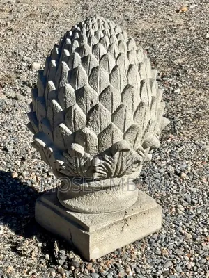 Beautiful Round Pillar Top Moulds