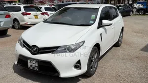 Toyota Auris 2013 White