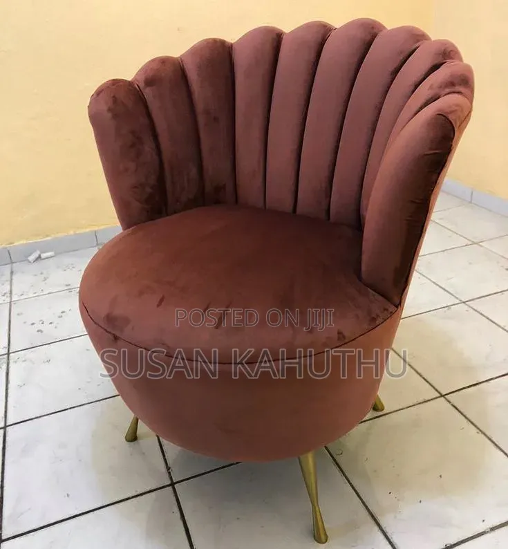 Subline Brown Parlour Seat