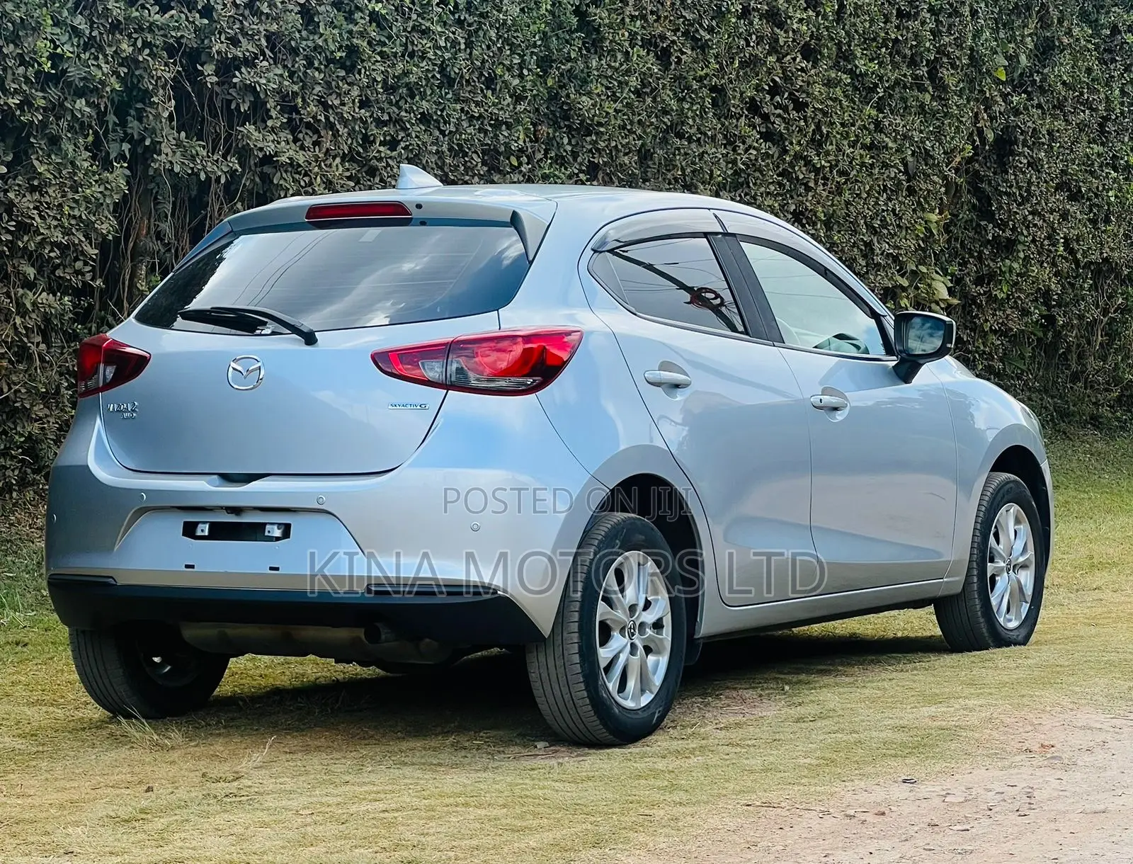 Mazda 2 2020 Silver
