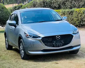 Mazda 2 2020 Silver