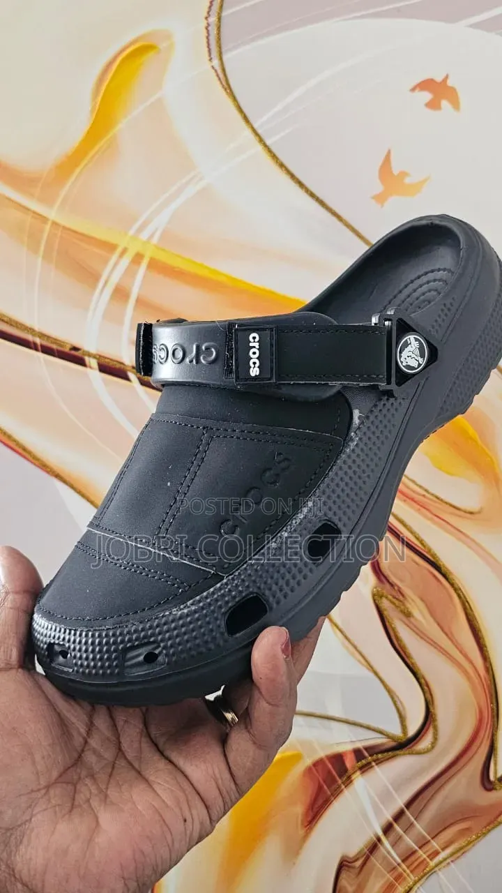 Black Crocs Yukon