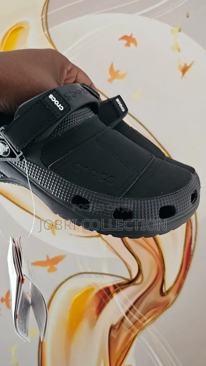 Black Crocs Yukon