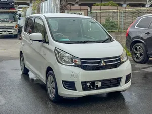 Mitsubishi EK Wagon 660 FWD 2019 Pearl