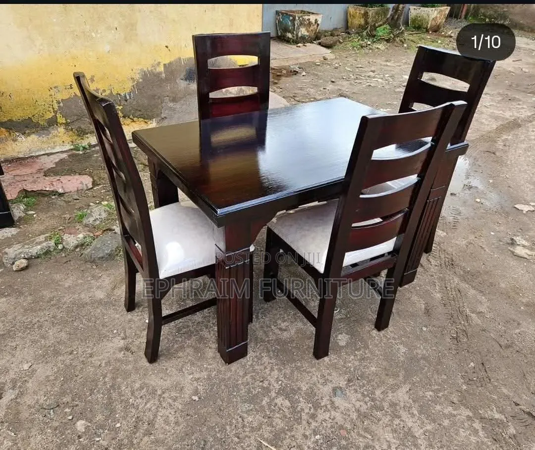Four Seater Dinning Set for Sale