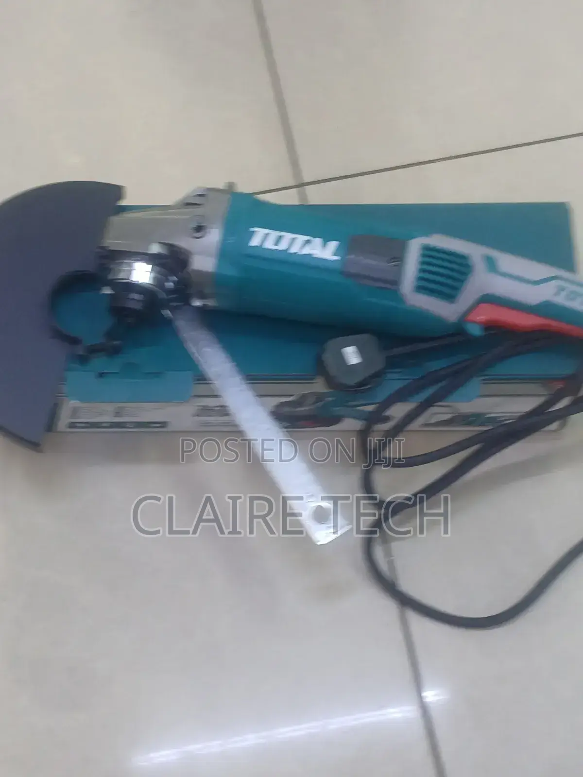 Total Heavy Duty 9” Angle Grinder – Powerful Workshop Tool
