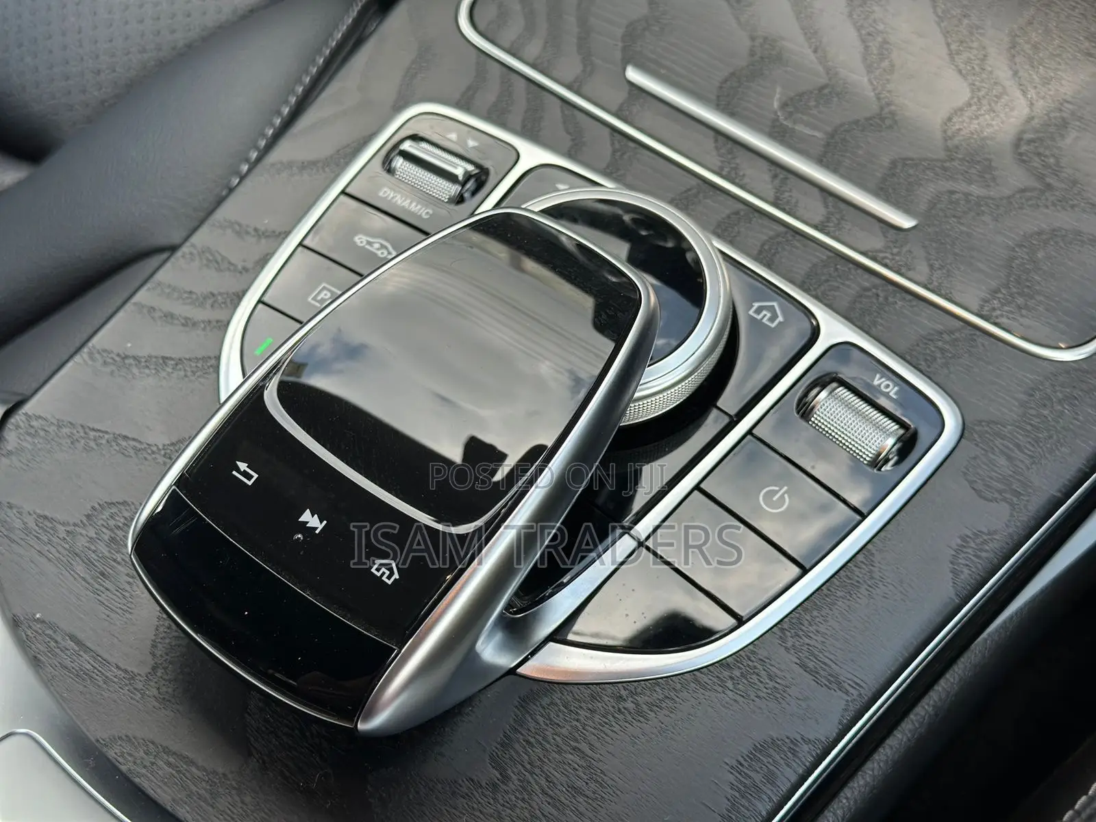 Mercedes-Benz C200 2019 White