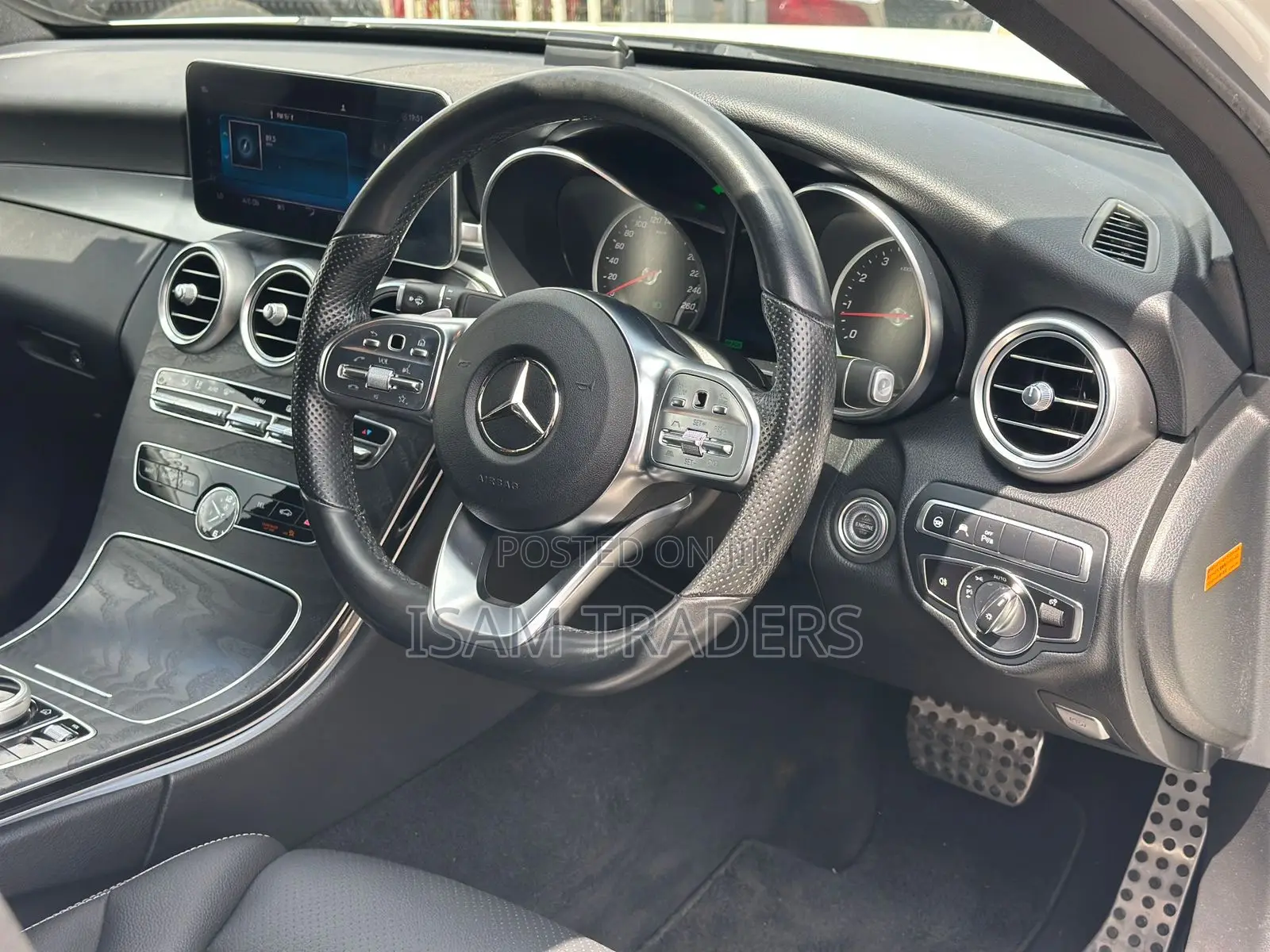 Mercedes-Benz C200 2019 White